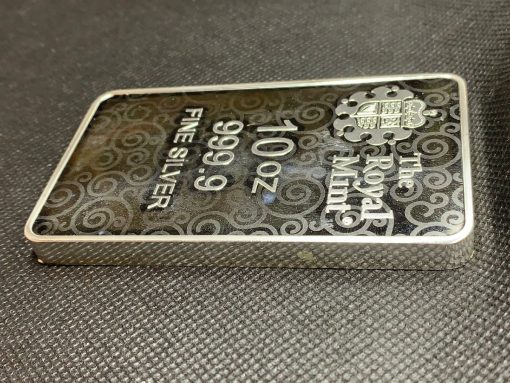 (New) 2021 British Royal Mint Una and the Lion 10 oz Silver Bar #5507 - Image 4
