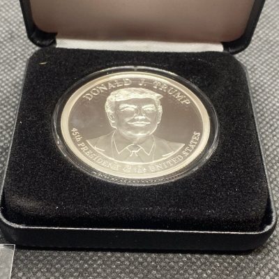 (新品) アメリカ「ドナルド・J・トランプ大統領」純銀 1オンス プルーフ メダル #8301