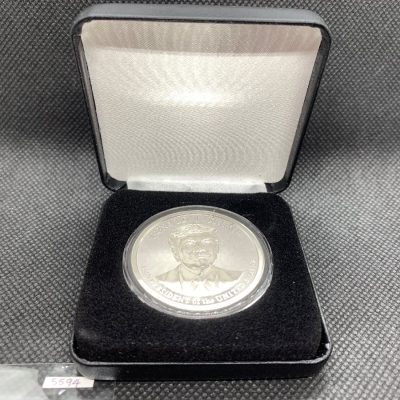 (New)「President Donald J. Trump」Silver 1 oz Proof Round #8094