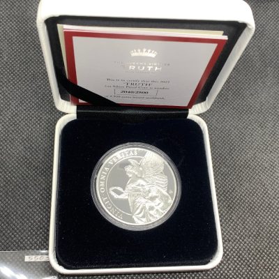 2021年 (新品) セントヘレナ「女王の美徳・真実」純銀 1オンス プルーフ 銀貨 #5503